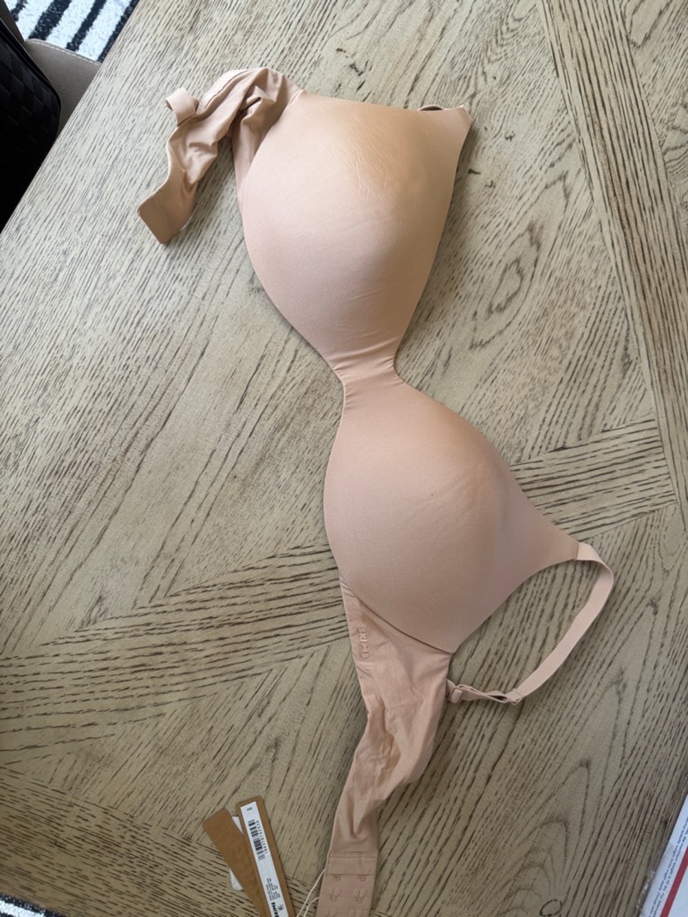 SKIMS Smooth Nude Light Beige T-Shirt Bra
